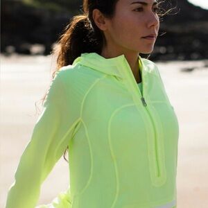 Lululemon Run: Stash & Dash Pullover Faded Zap